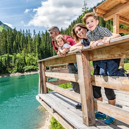 Adlers Arlberg * بيتنيو آم أرلبرغ